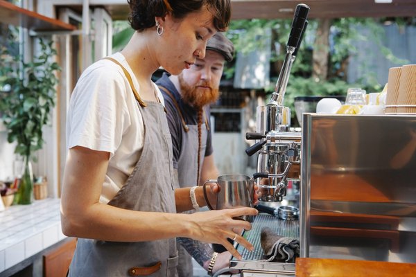 Quel est le nom de la machine serveur ?